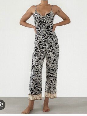 ZARA | linen printed jumpsuit brown Cream tropical leaf Sz M